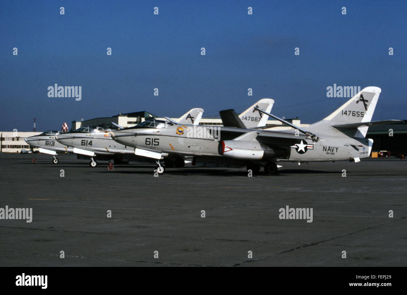 Il Douglas KA-3B Sky Warrior 147648 del VAK-208 è stato visto qui al NAS Alameda l'8 agosto 1982. Il KA-3B era un velivolo di rifornimento basato sulle portaerei, essenziale per le operazioni della Marina. Foto Stock