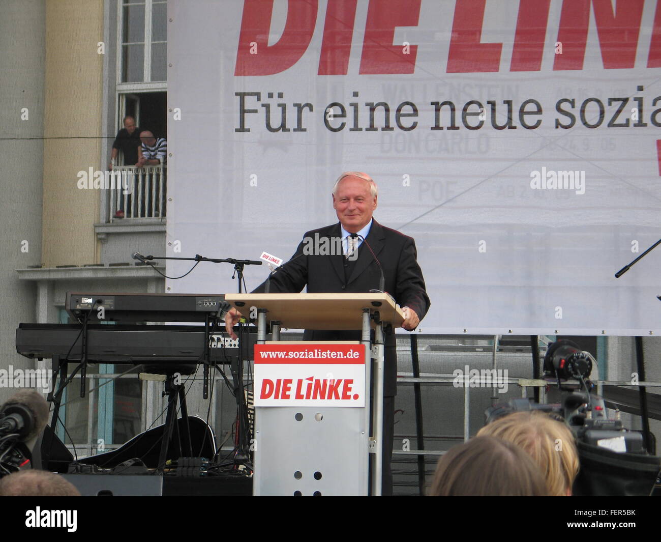 Oskar Lafontaine dal partito tedesco 'Die Linke', all'elezione 2005, a Saarbrücken, Germania Foto Stock