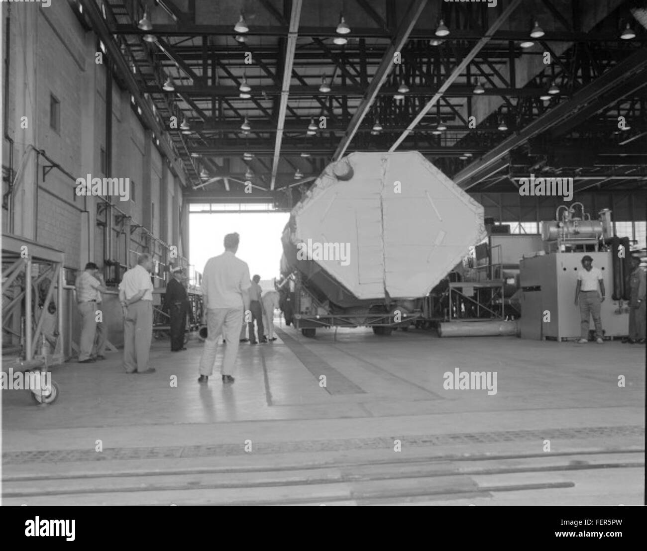 Questa immagine fa parte della Atlas negative Collection, un importante archivio di negativi fotografici. La collezione conserva immagini storiche, documentando vari momenti nel tempo in contesti e luoghi diversi. Foto Stock