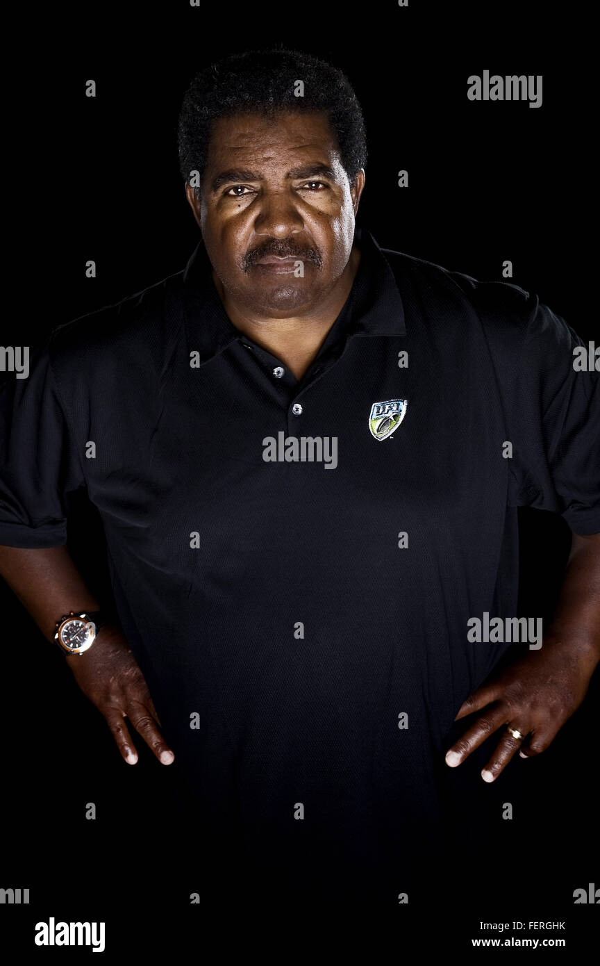 Orlando, Florida, Stati Uniti d'America. Xxi Aprile, 2009. San Francisco coach Dennis Green ritratto scatta durante la United Football League incontri presso il Rosen Shingle Creek. © Scott A. Miller/ZUMA filo/Alamy Live News Foto Stock