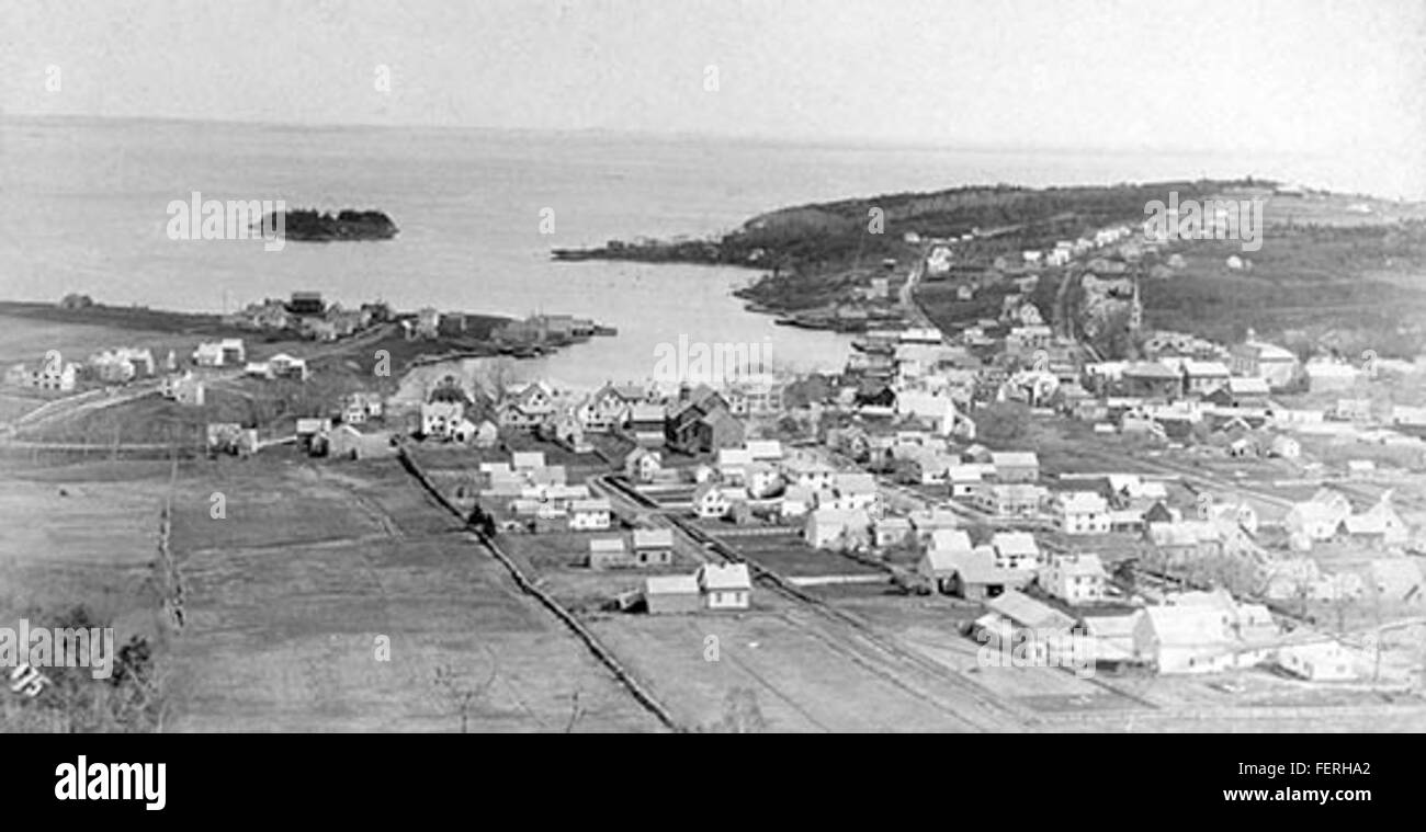 Camden e il porto da Mt. Battie circa 1885 Camden e il porto da Mt Battie circa 1885 Foto Stock