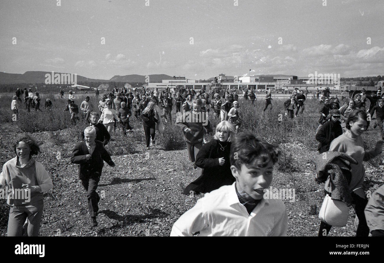 I Rolling Stones si sono esibiti a Oslo, in Norvegia, come parte del loro tour musicale internazionale. L'evento è un momento significativo nella scena culturale, che riflette l'influenza della musica rock sui giovani e l'intrattenimento nella regione. Foto Stock