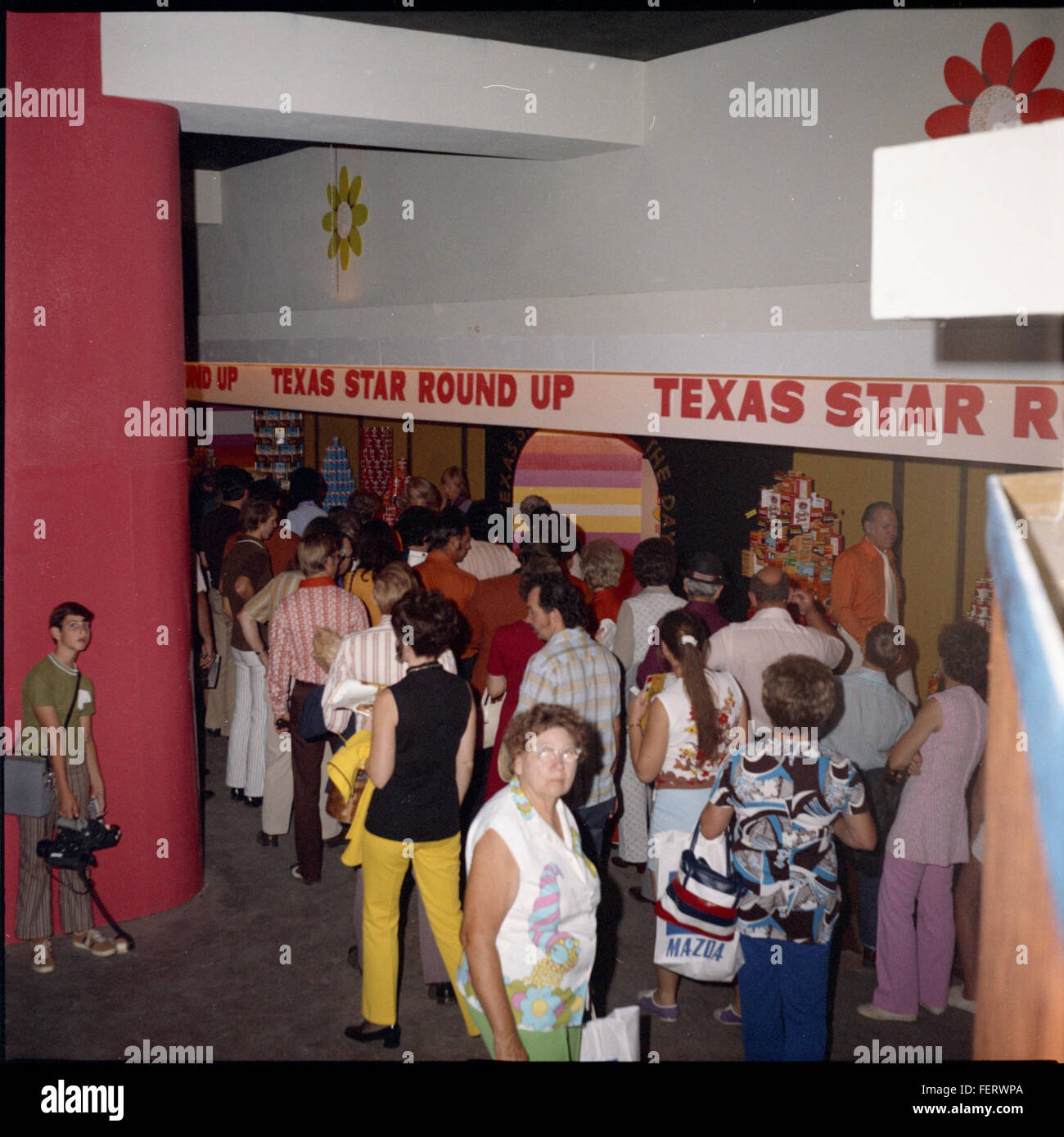 La 1972 State Fair, un evento annuale con mostre, divertimenti e gare agricole, che riflette la cultura e le tradizioni del tempo. Foto Stock