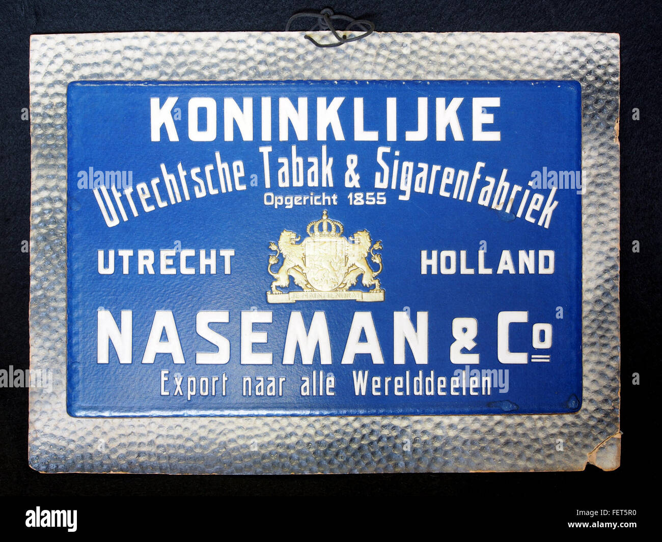 Koninklijke Utrechtsche Tabak & Sgarenfabriek Naseman & Co kartonnen reklame bord Foto Stock