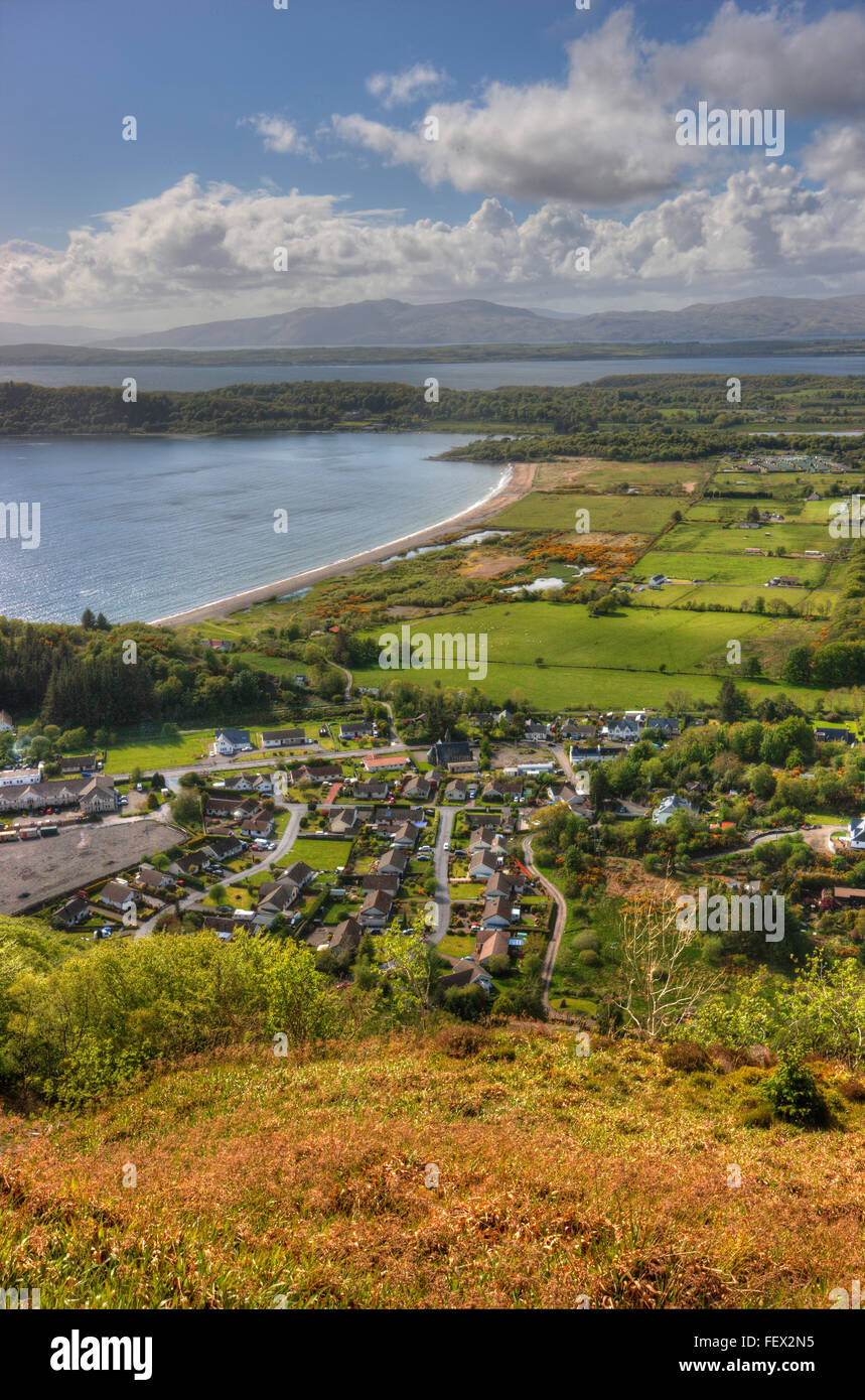 Ritratto di villaggio Benderloch e Tralee Bay, Argyll Foto Stock