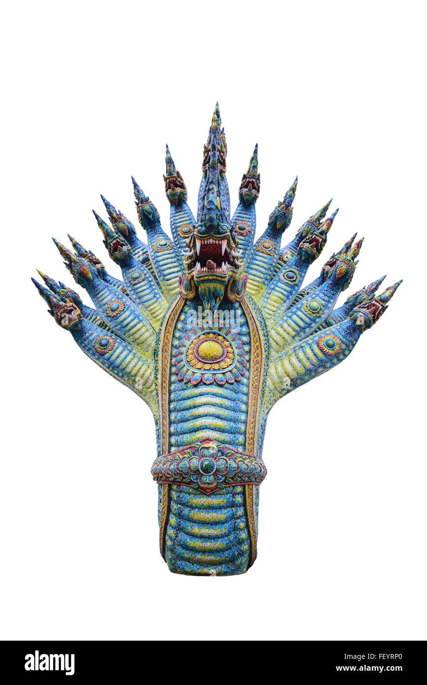 Re di Nagas statua isolare su sfondo bianco. Foto Stock
