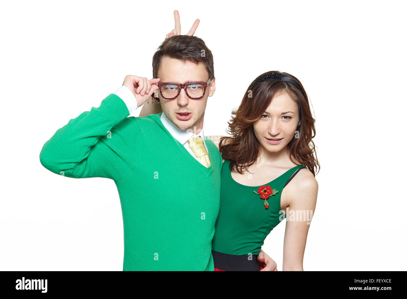 Fiducioso nerd coppia giovane Foto Stock