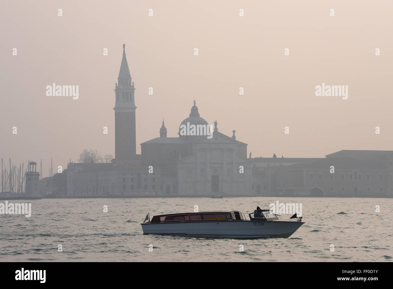 Il Taxi acqueo a Venezia Italia Europa Foto Stock