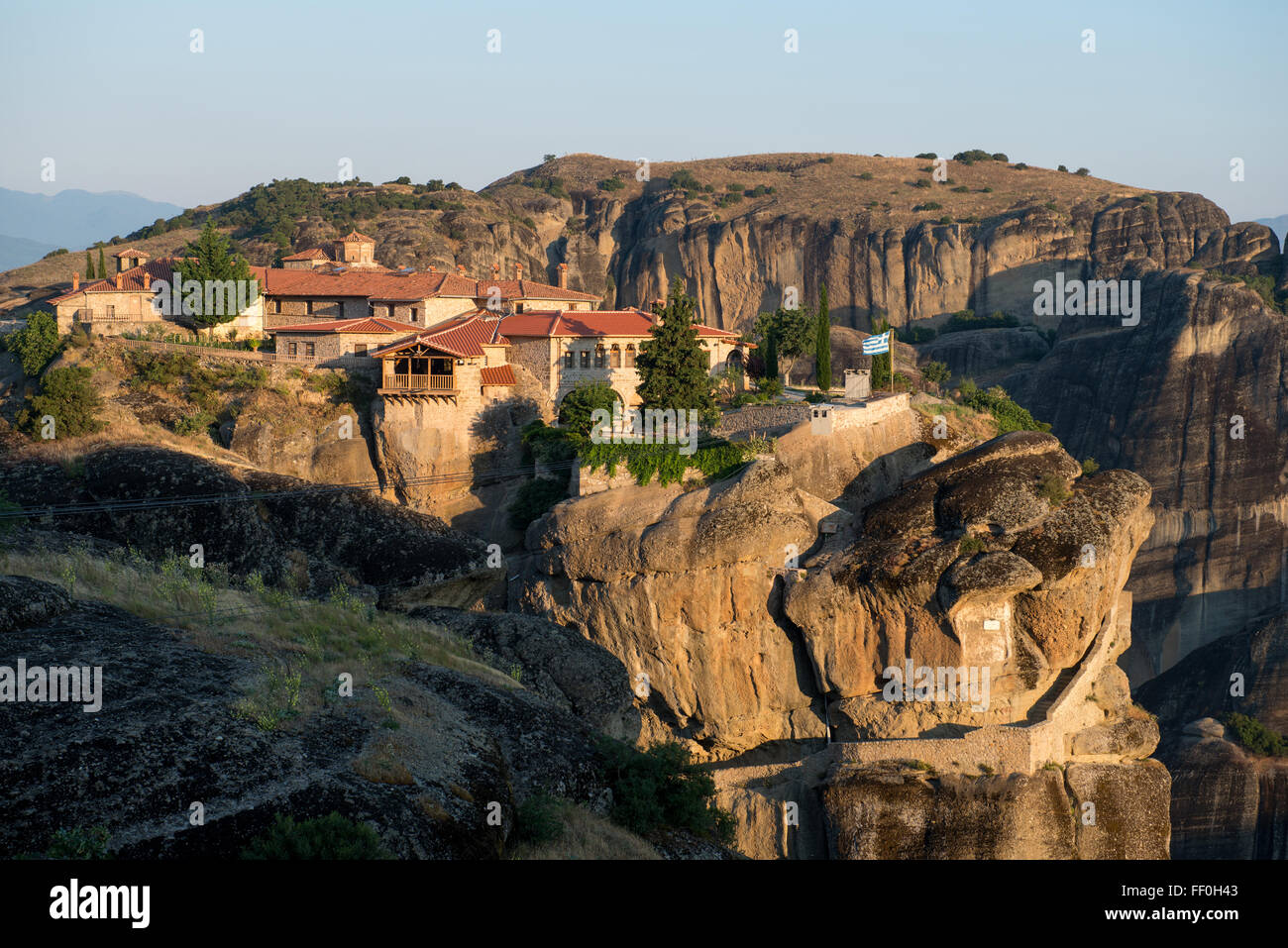 Monastero della Santa Trinità di Meteora - complesso orientale di monasteri ortodossi di sunrise, Grecia Foto Stock