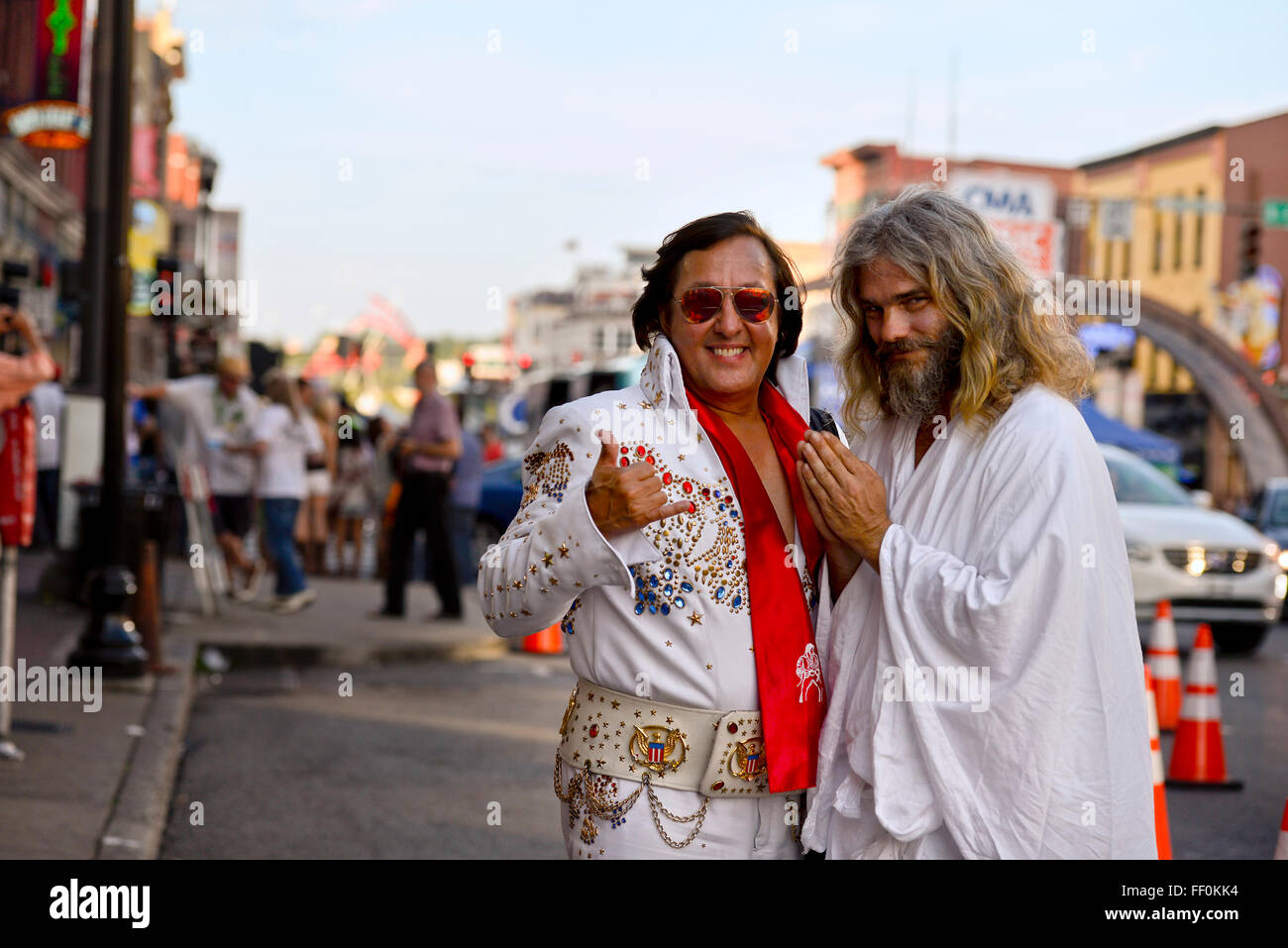 Il Nashville Tennessee Street scene con Elvis e Gesù Foto Stock