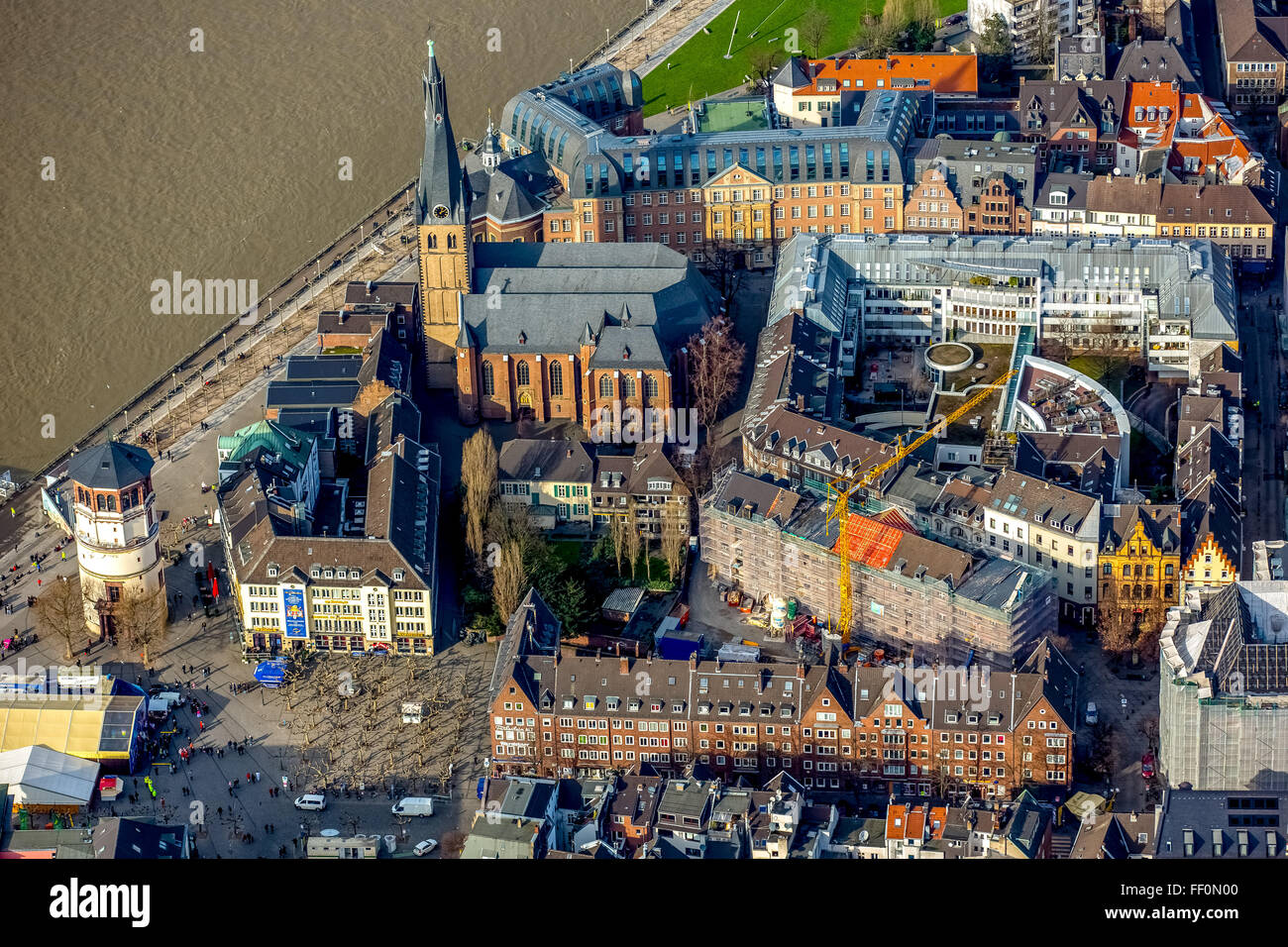 Vista aerea, St.Lambertus Basilica ed ex Lambertus scuola nel centro storico di Düsseldorf, Dusseldorf, Renania, Foto Stock