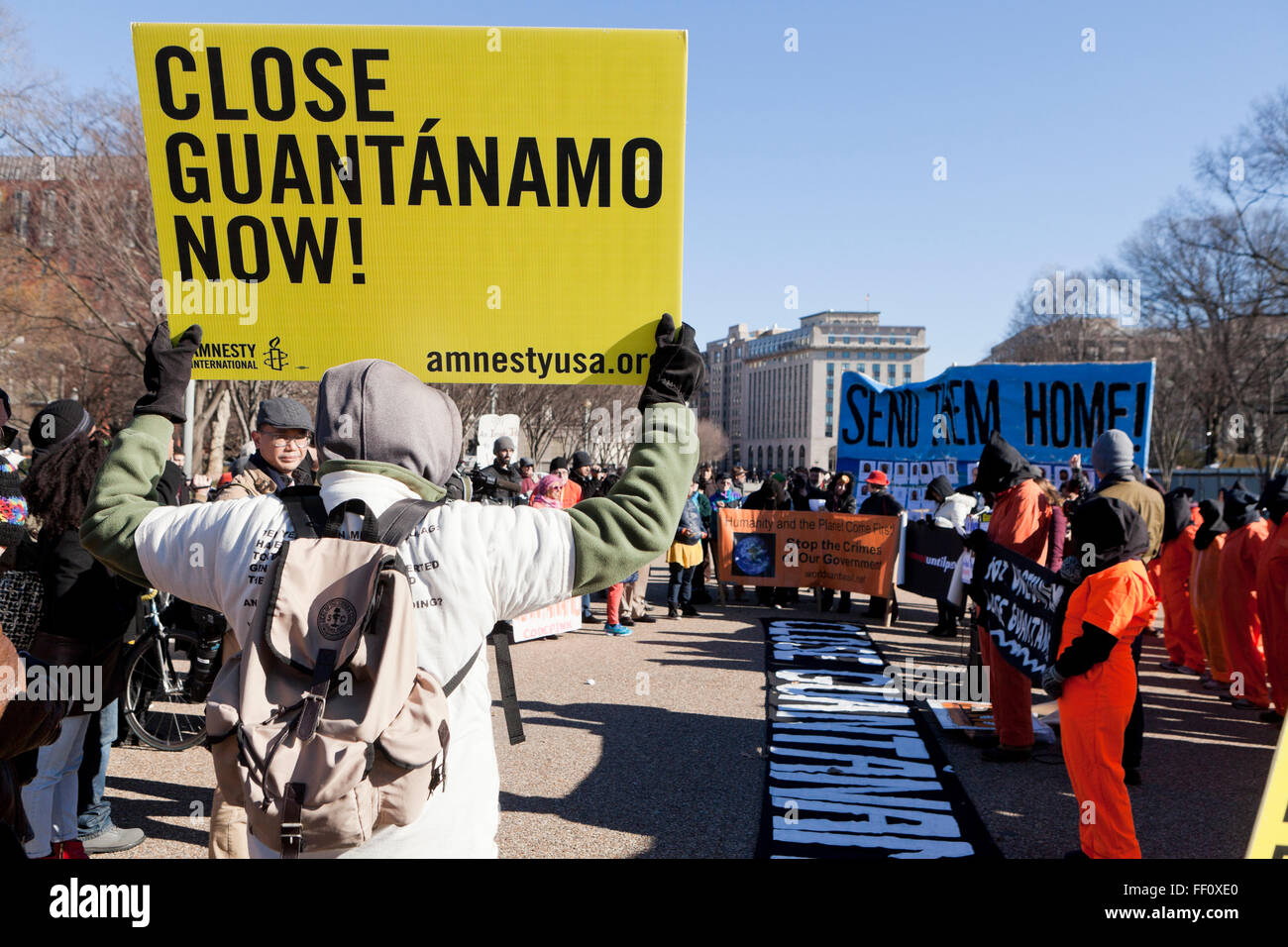 11 gennaio 2016 - Washington DC, Stati Uniti d'America: attivisti per i diritti umani protestare davanti alla Casa Bianca per la chiusura di Guantanamo Foto Stock