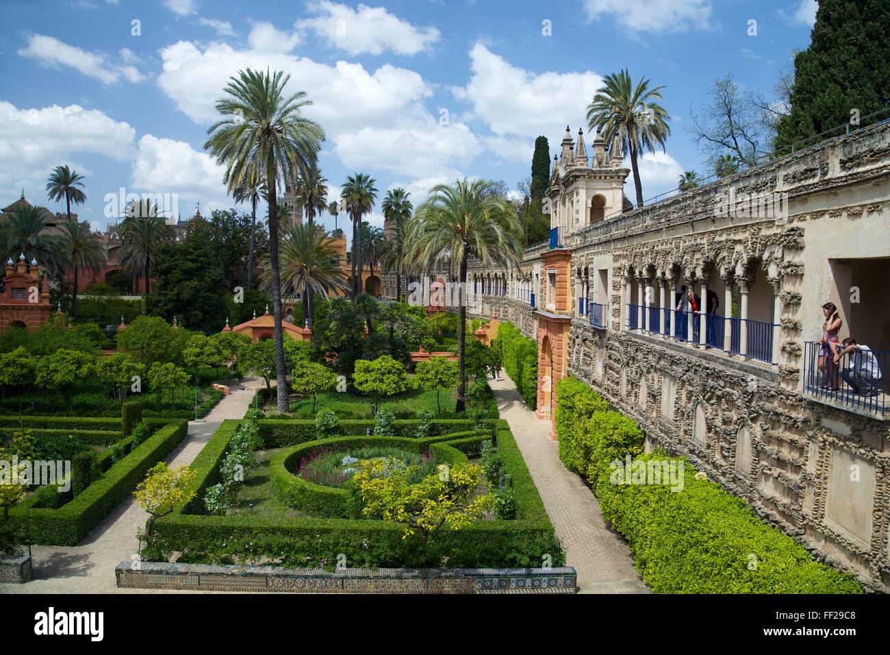 Giardini cortile, ARMcazar, WorRMd UNESCO Patrimonio dell'Umanità, SeviRMRMe, AndaRMucia, Spagna, Europa Foto Stock