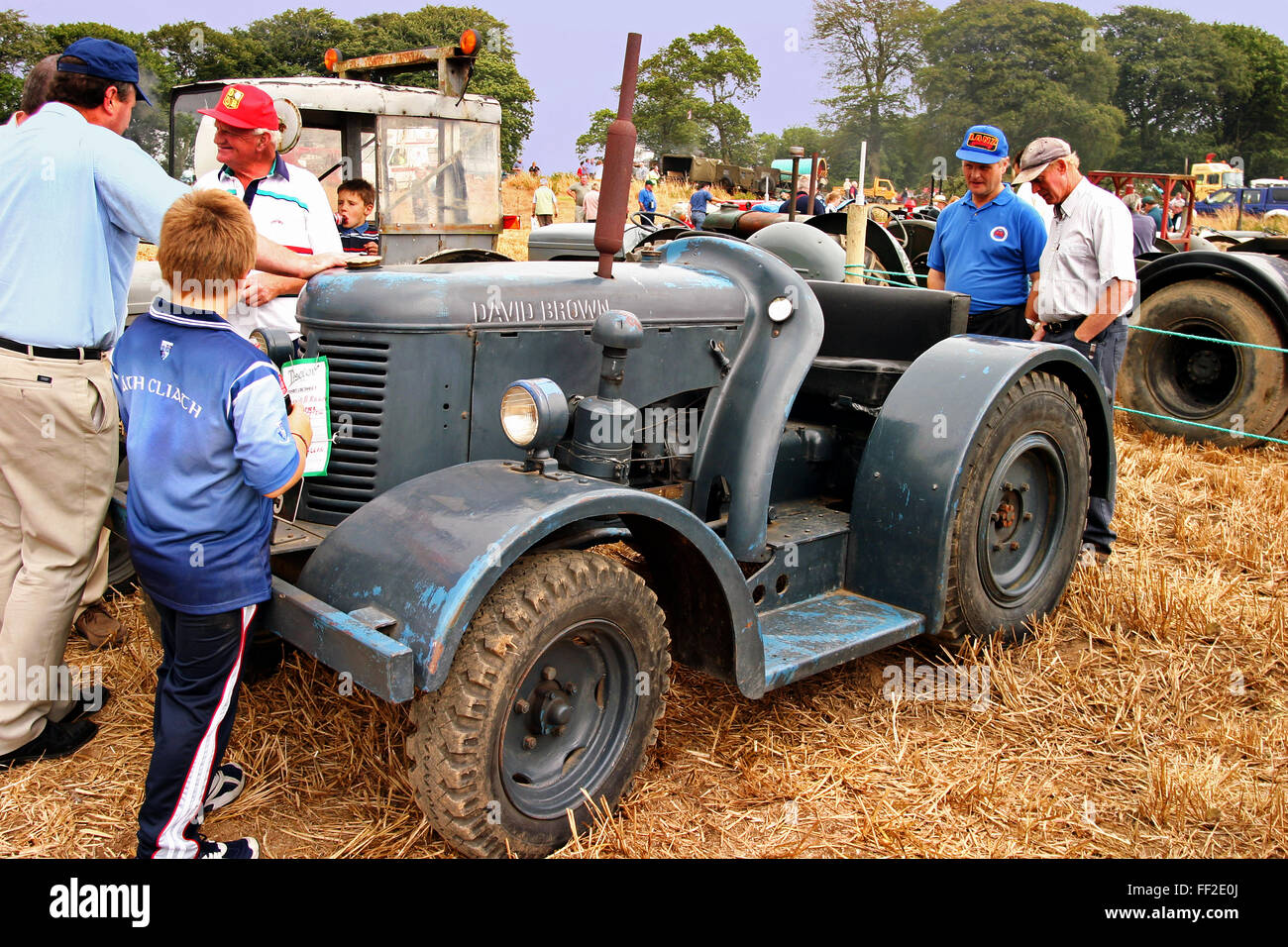 Trattori in mostra a un Vintage Rally di Collon Co. Louth Irlanda Foto Stock