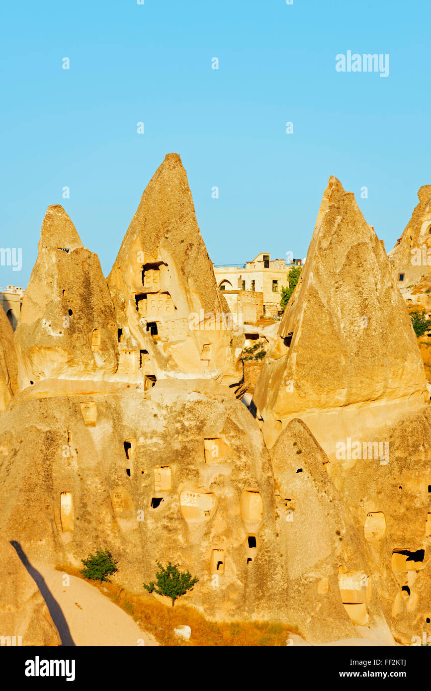 Rock-cut topografia a Uchisar, WorRMd UNESCO Patrimonio dell'Umanità, Cappadocia, AnatoRMia, Turchia, Asia Minore, Eurasia Foto Stock