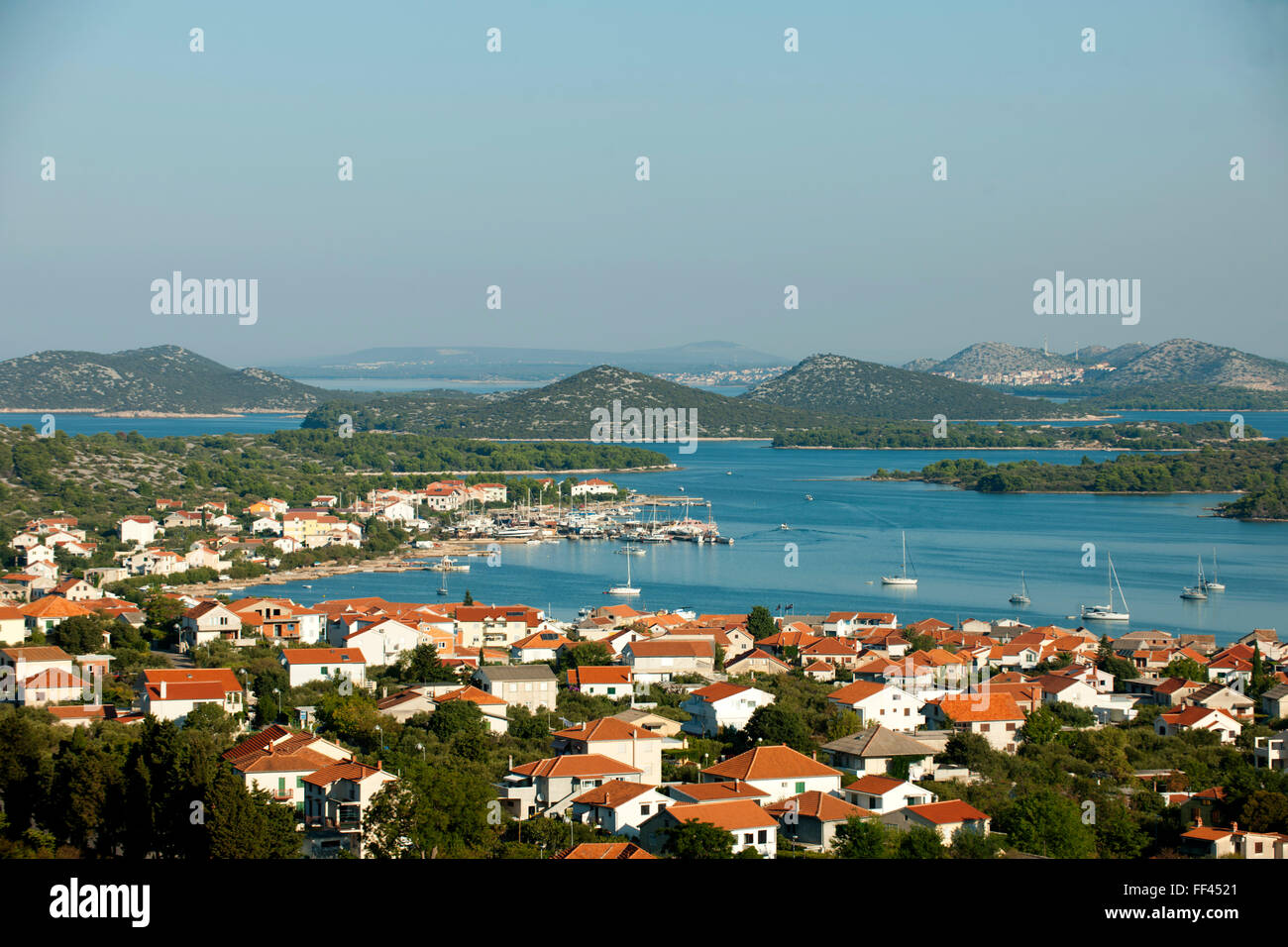 Kroatien, Dalmazia, Insel MURTER, isola di Murter village, Foto Stock