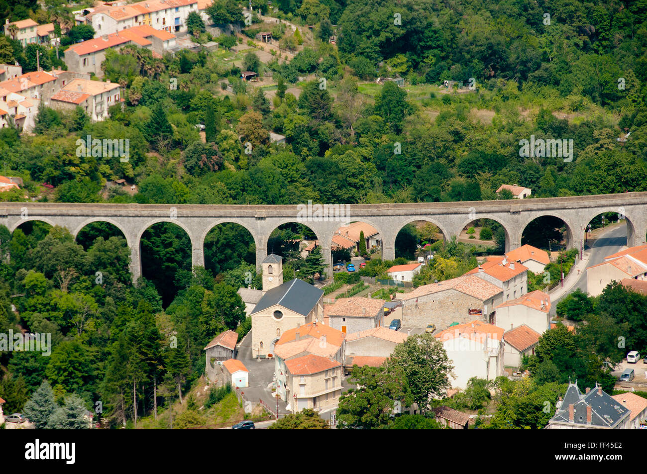 Ponte di arco - Puilaurens Lapradelle - Francia Foto Stock