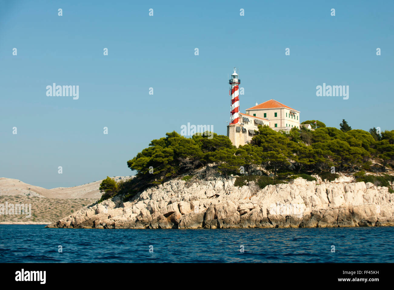 Kroatien, Dalmazia, Parco Nazionale Kornaten, Leuchtturm auf der Insel Sestrica vela, sul lato nord-orientale del Parco Nazionale di Kornati Foto Stock