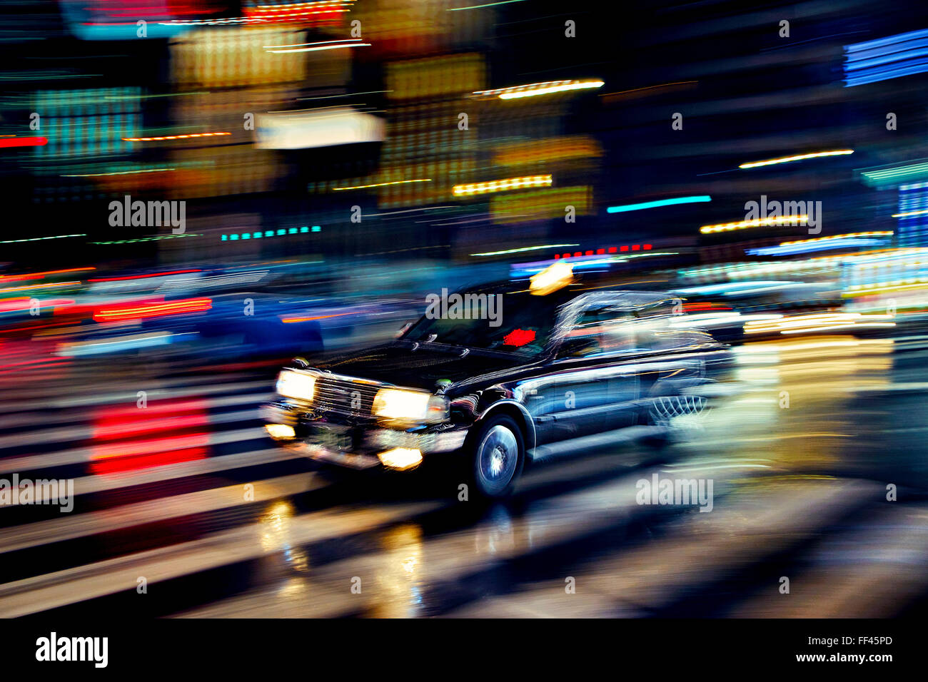 Giappone, isola di Honshu, Kanto, Tokyo, taxi di notte. Foto Stock