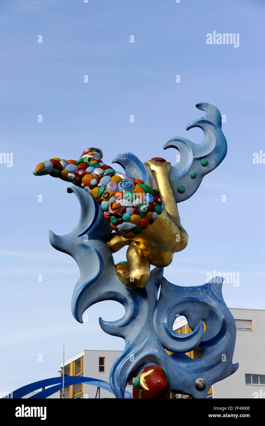 Le voyage de la sirene,la corsa della sirena da Frederica matta,place de l'Amerique Latine,Saint-Nazaire,Loire-Atlantique,Francia Foto Stock