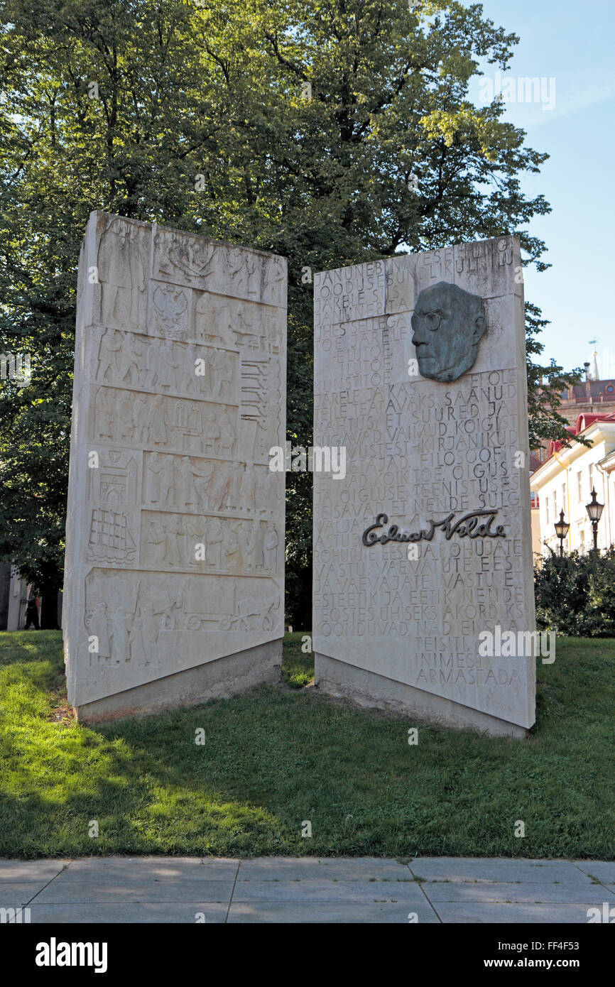 Memoriale per la scrittrice estone Eduard Vilde a Tallinn in Estonia. Foto Stock