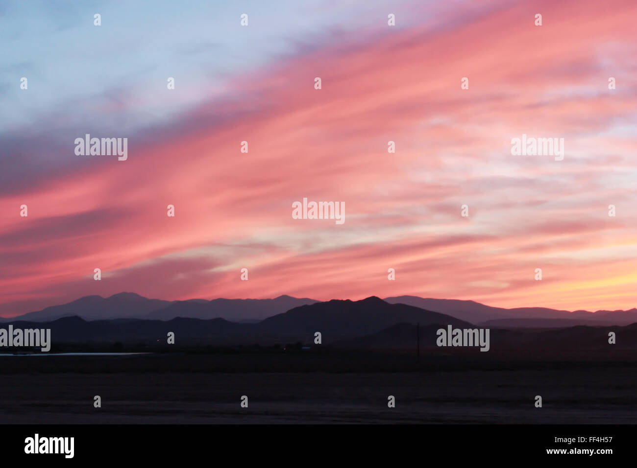 Tramonto al di fuori di Joshua Tree, California Foto Stock