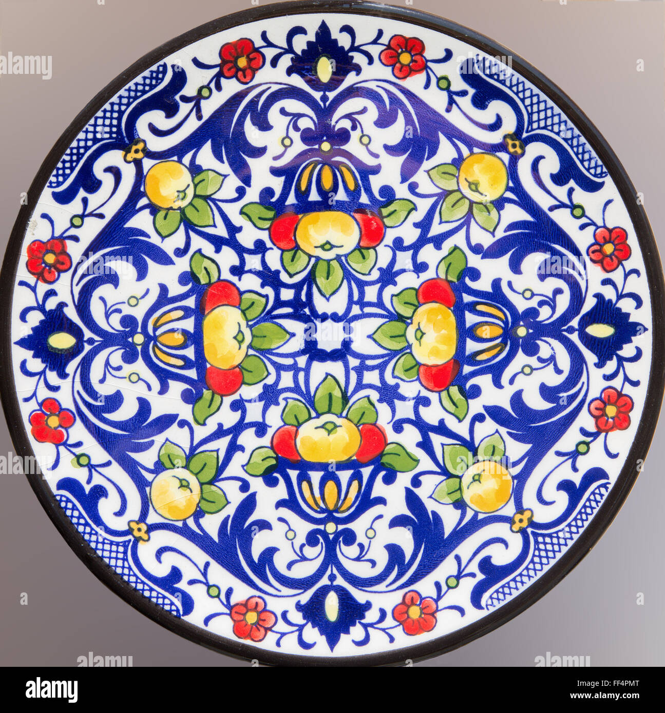 CORDOBA, Spagna - 26 Maggio 2015: il dettaglio della piastra ceramica dal mercato. Foto Stock