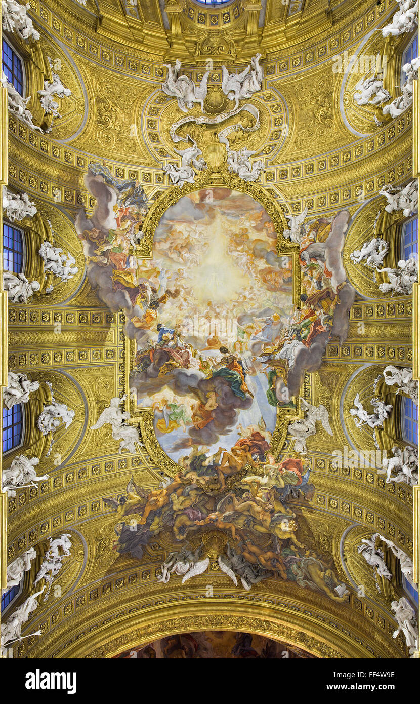 Roma, Italia - 25 Marzo 2015: l'affresco del Trionfo del nome di Gesù, da Giovanni Battista Gaulli (alias Baciccio) ,1639 - 1709. Foto Stock
