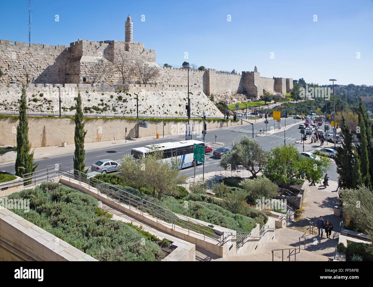 Gerusalemme, Israele - 5 Marzo 2015: la torre di Davide e la parte occidentale della città vecchia di pareti Foto Stock