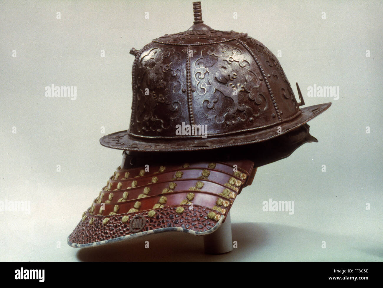Casco giapponese, 1600. /NJapanese casco nello stile di un Europeo hat, c1600. Foto Stock