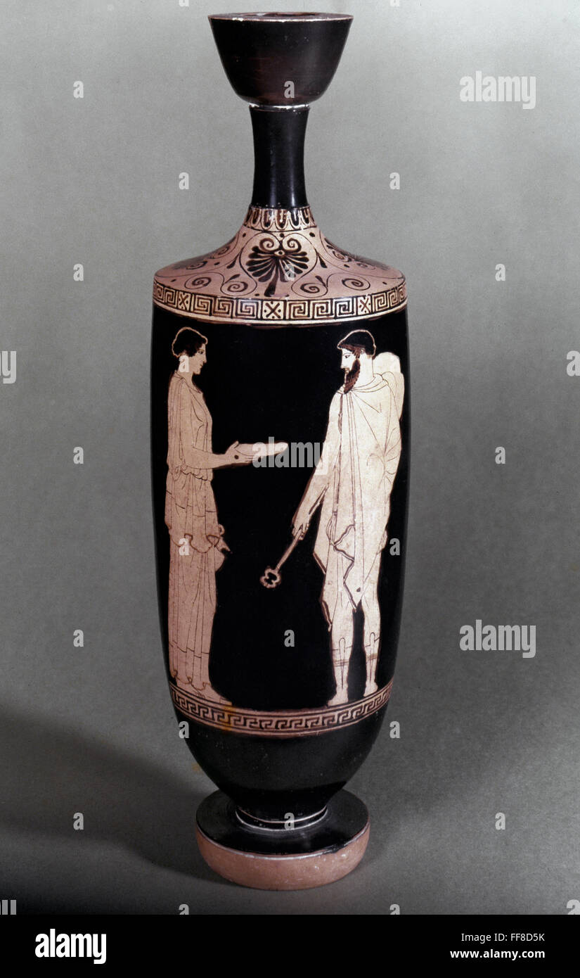 Vaso greco: HERMES E HEBE. /NAttic red-figured lekythos da "Achille  pittore': Hermes e Hebe. c440 A.C Foto stock - Alamy