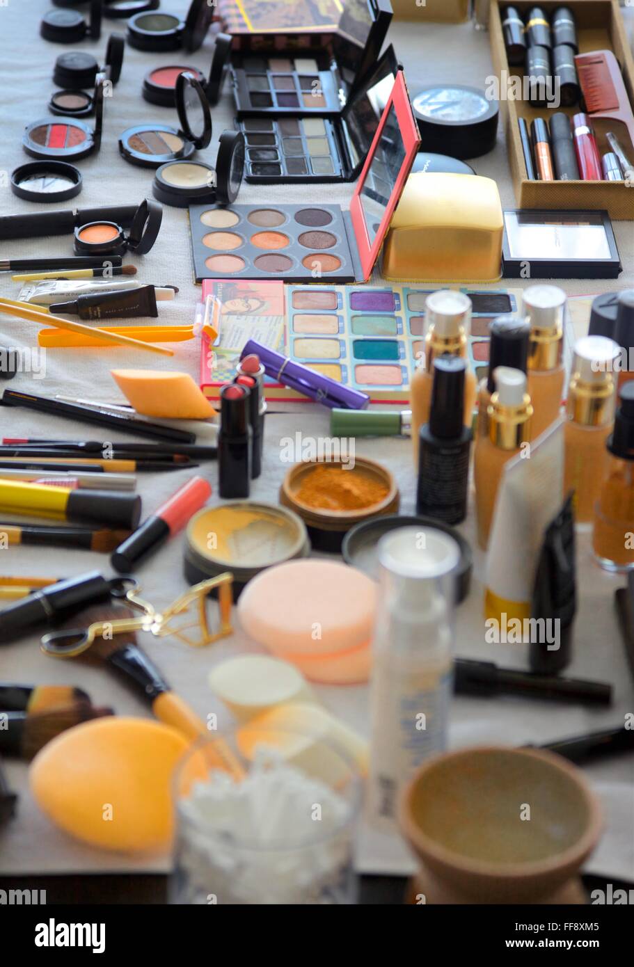 Una chiusura di un make up table Foto Stock