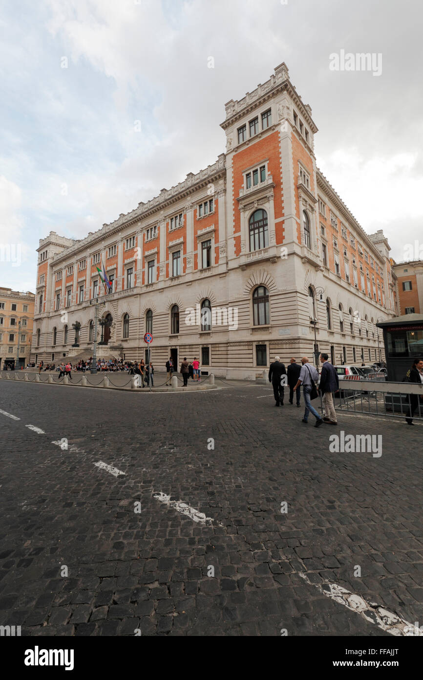 Palazzo Montecitorio, Parlamento italiano, Camera dei Deputati, Piazza del Parlamento, Lazio, Roma, Italia Foto Stock
