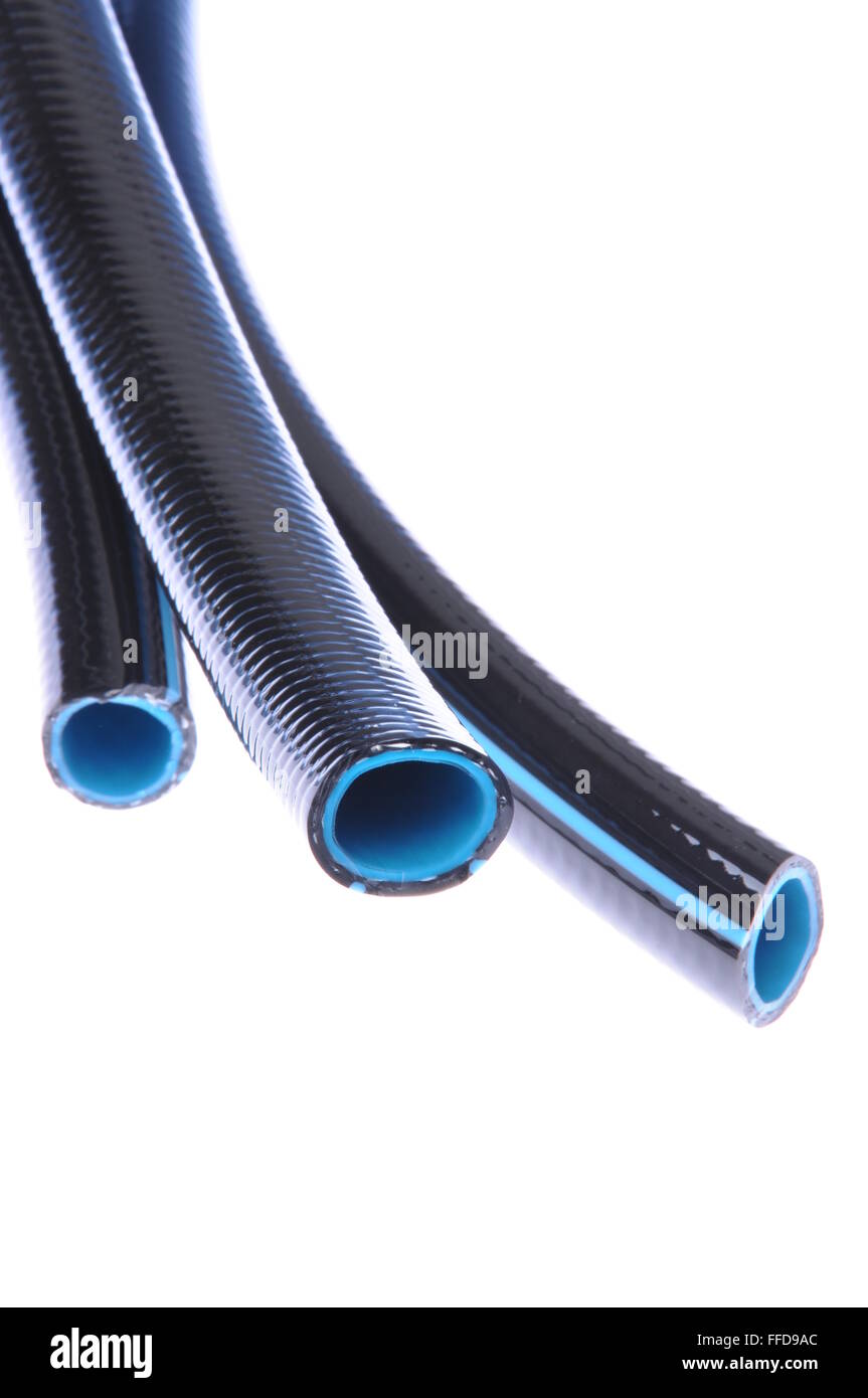 Pressione tubi flessibili in gomma isolati su sfondo bianco Foto Stock