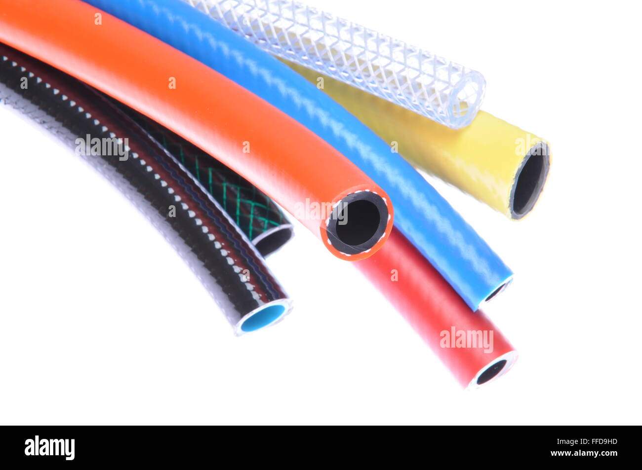 I tubi flessibili di mandata isolato su sfondo bianco Foto Stock