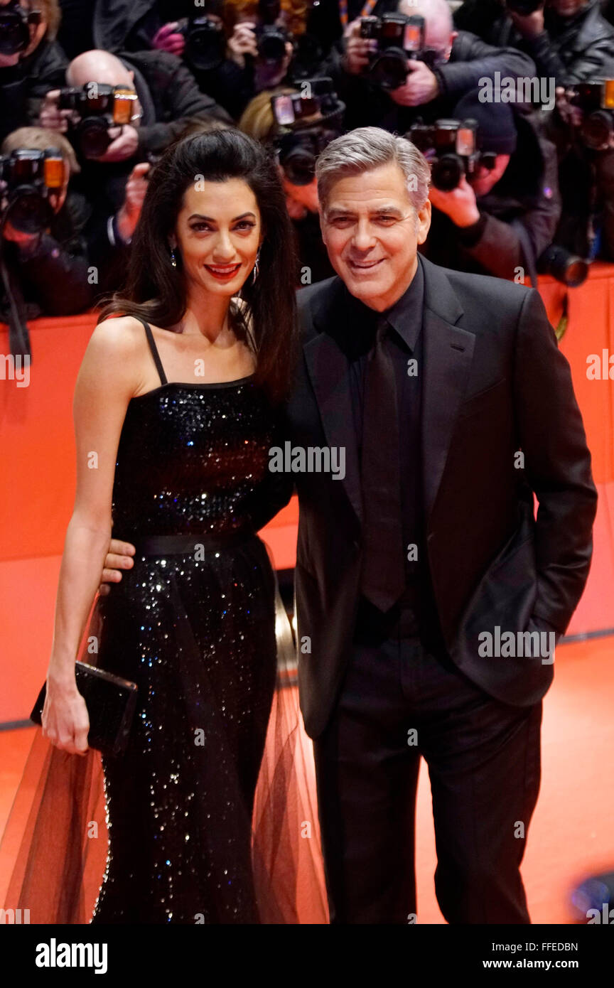 George Clooney e Amal Alamuddin Clooney frequentando il 'Hail Caesar!' premiere al 66° Festival Internazionale del Cinema di Berlino / Berlinale 2016 alla Berlinale Palast su Febbraio 11, 2016 a Berlino, Germania. Foto Stock