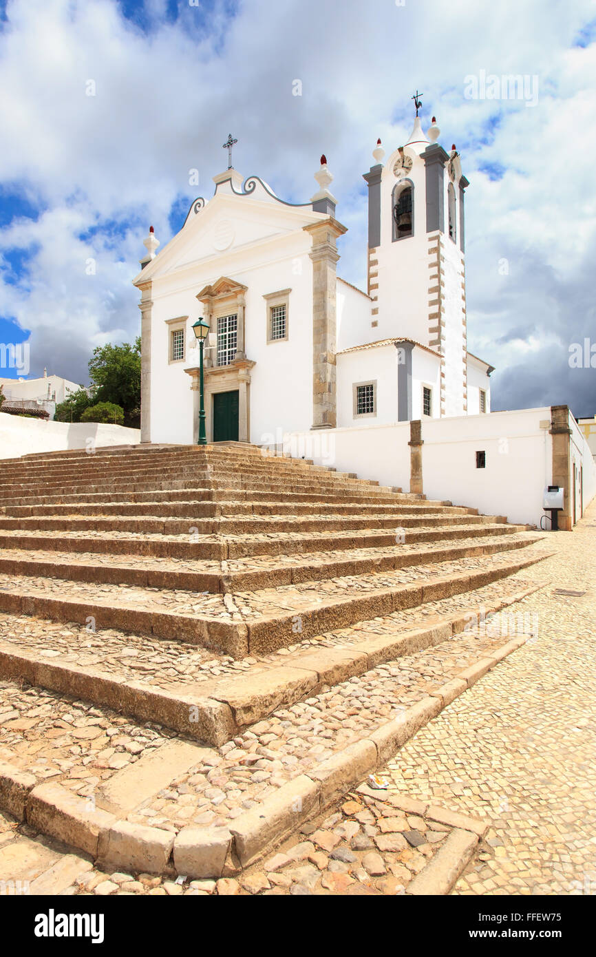 Chiesa portoghese landmark Igreja de Sao Martinho de Estoi come noto come Matriz de Estoi, provincia di Faro Algarve Portogallo Foto Stock