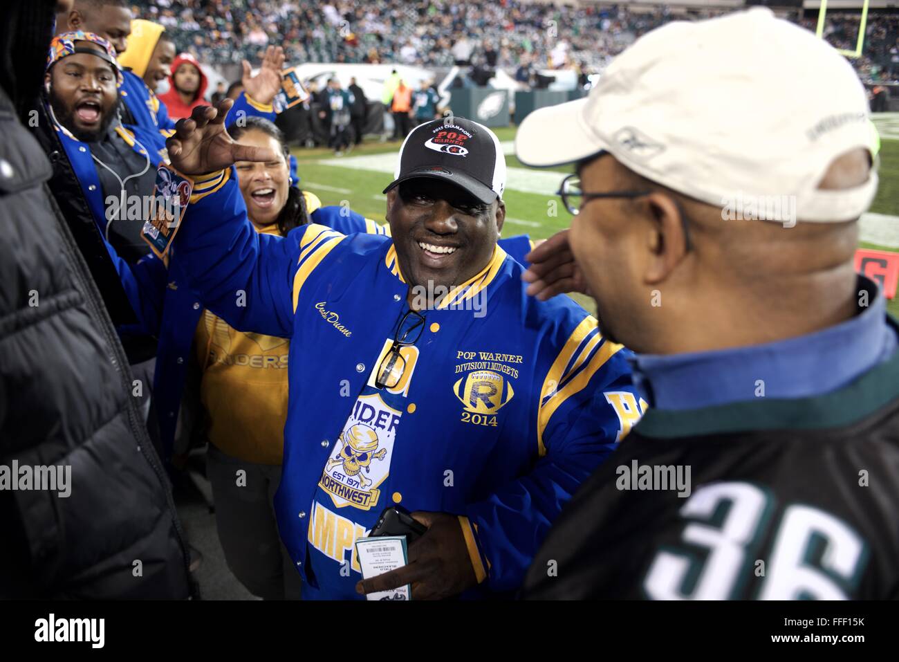 HS Football Stato e pop Warner Nat' champions frequentare il NFC East Div dic. 26, 2015 Redskins vs. Eagles gioco in Philadelphia Foto Stock