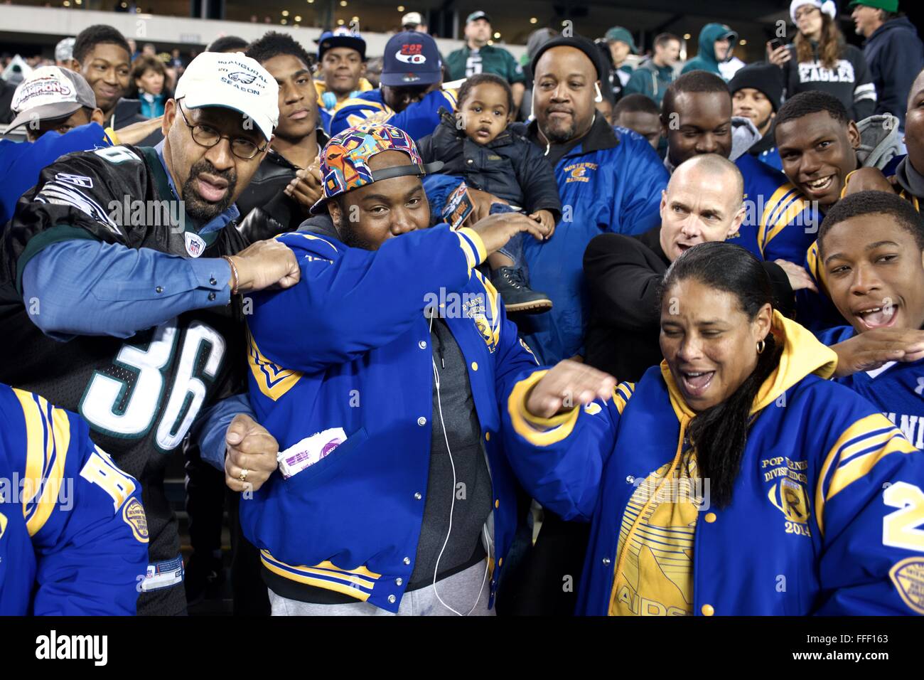 HS Football Stato e pop Warner Nat' champions frequentare il NFC East Div dic. 26, 2015 Redskins vs. Eagles gioco in Philadelphia Foto Stock