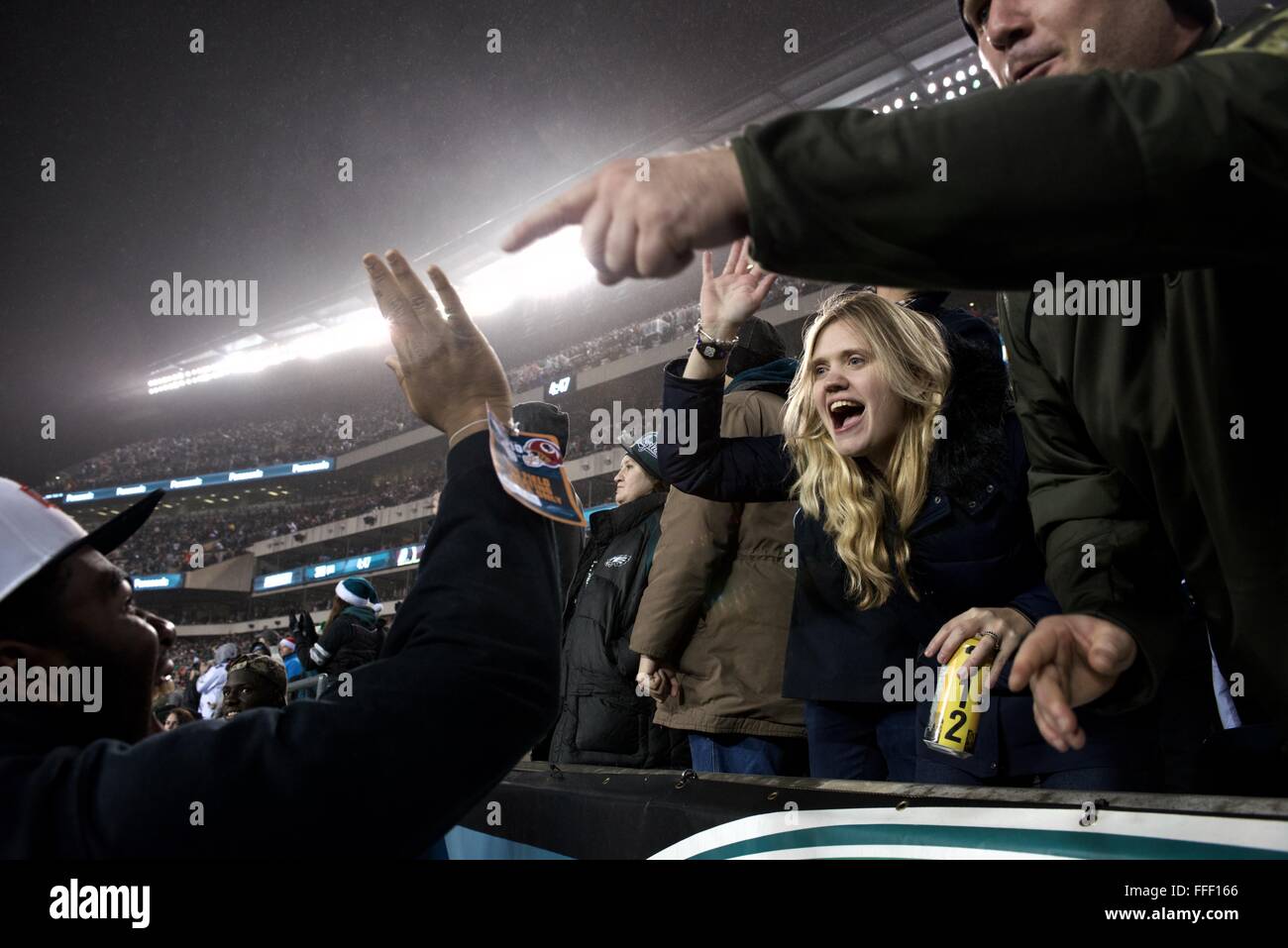 HS Football Stato e pop Warner Nat' champions frequentare il NFC East Div dic. 26, 2015 Redskins vs. Eagles gioco in Philadelphia Foto Stock