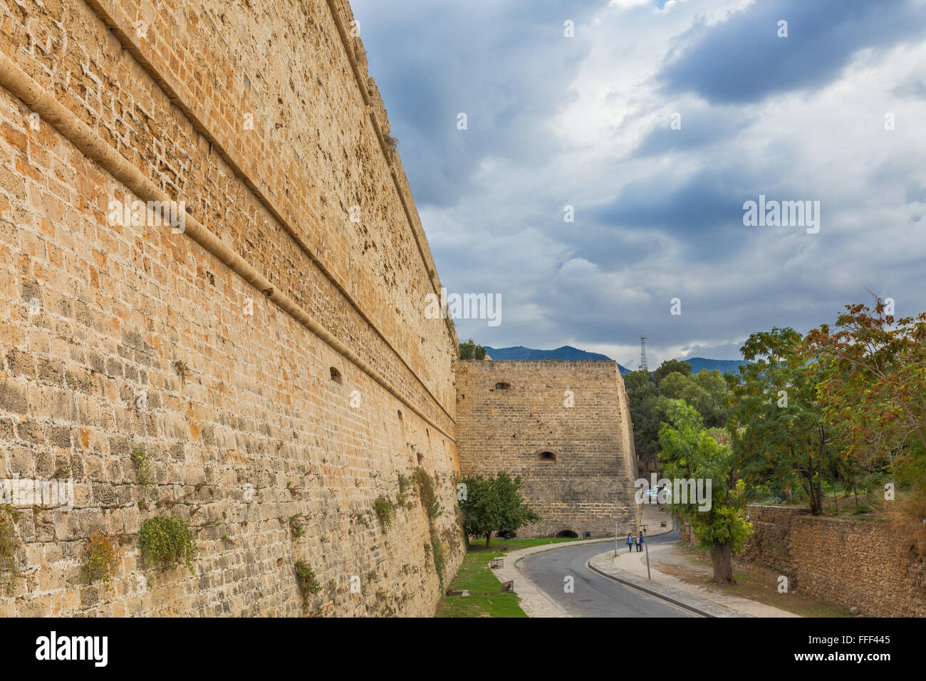 Il castello di Kyrenia (Girne Kalesi), Kyrenia, la parte settentrionale di Cipro Foto Stock