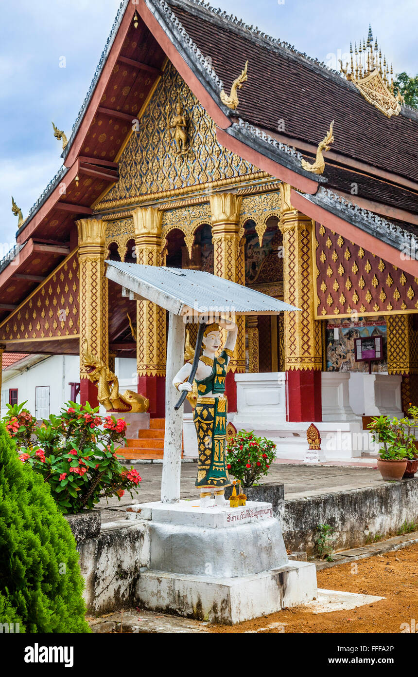 Repubblica democratica popolare del Laos, Luang Prabang, Wat Hosian Voravihane tempio buddista Foto Stock