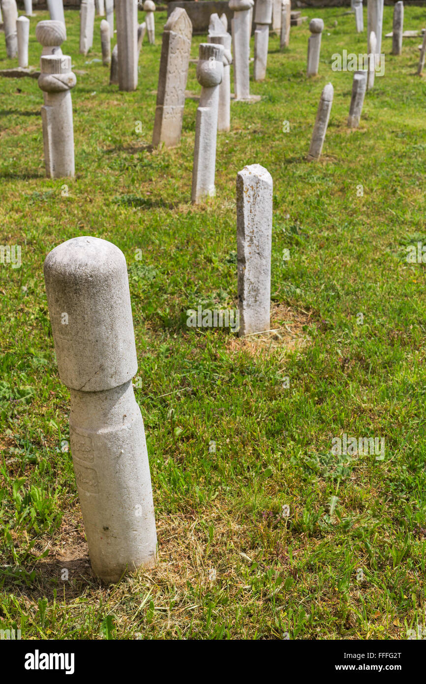 Vecchio Cimitero vicino alla Moschea Muradiye, Edirne, Edirne Provincia, Turchia Foto Stock