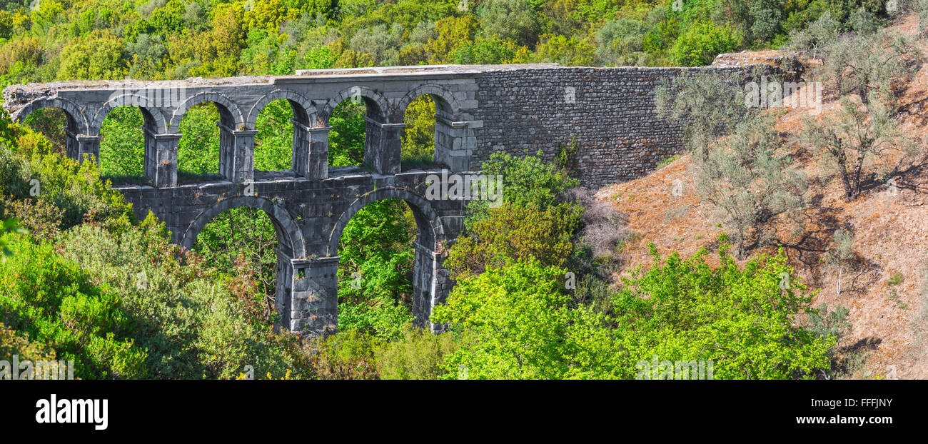 Acquedotto bizantino, Efeso, Selcuk, provincia di Izmir, Turchia Foto Stock