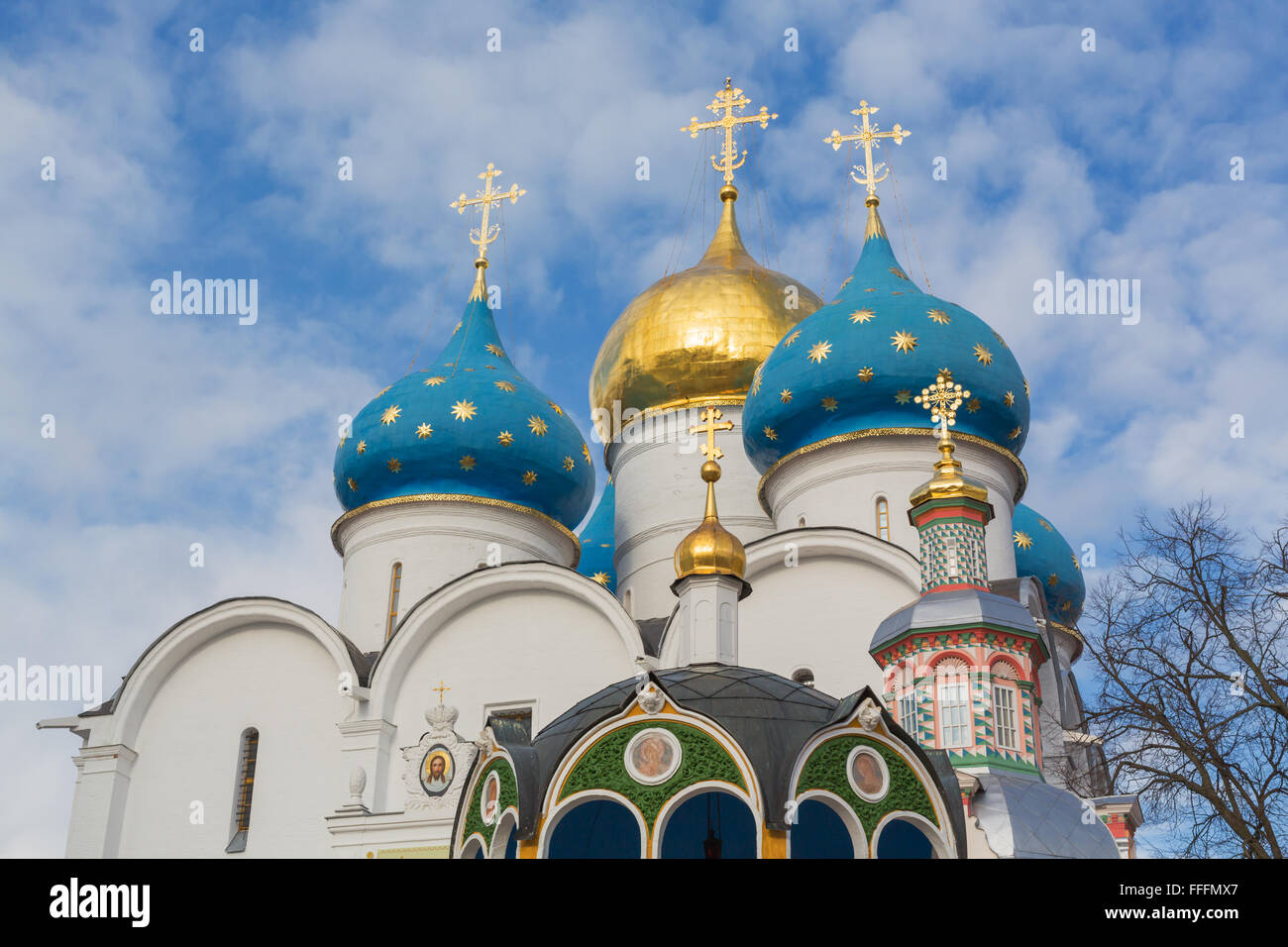 Cattedrale dell'Assunzione (1559-1585), Lavra della Trinità di San Sergio, Sergiyev Posad, Regione di Mosca, Russia Foto Stock