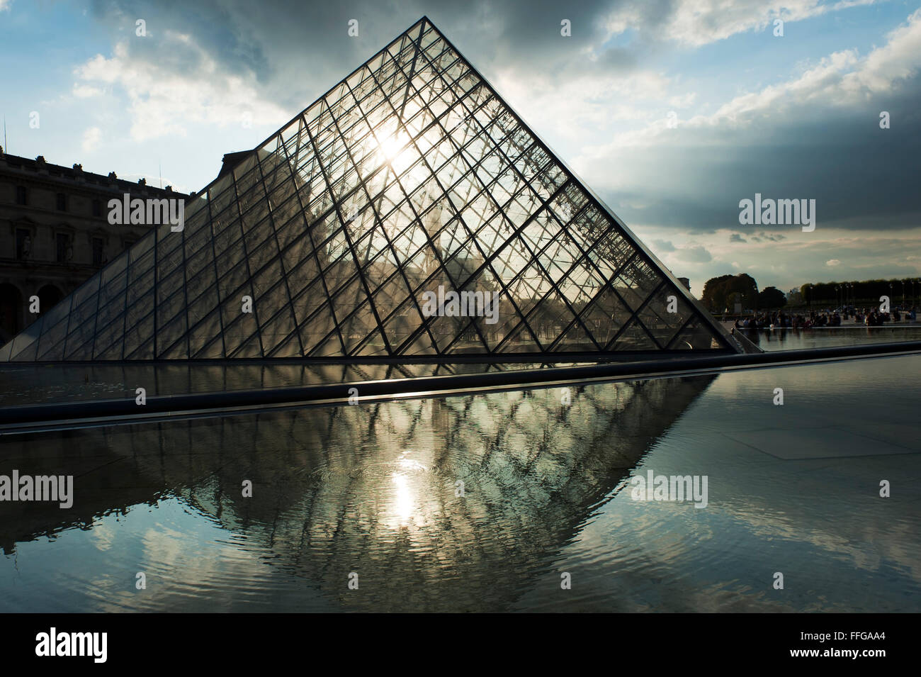 Pyramid presso il Museo Louvre Parigi Il de Paris Francia Europa Foto Stock