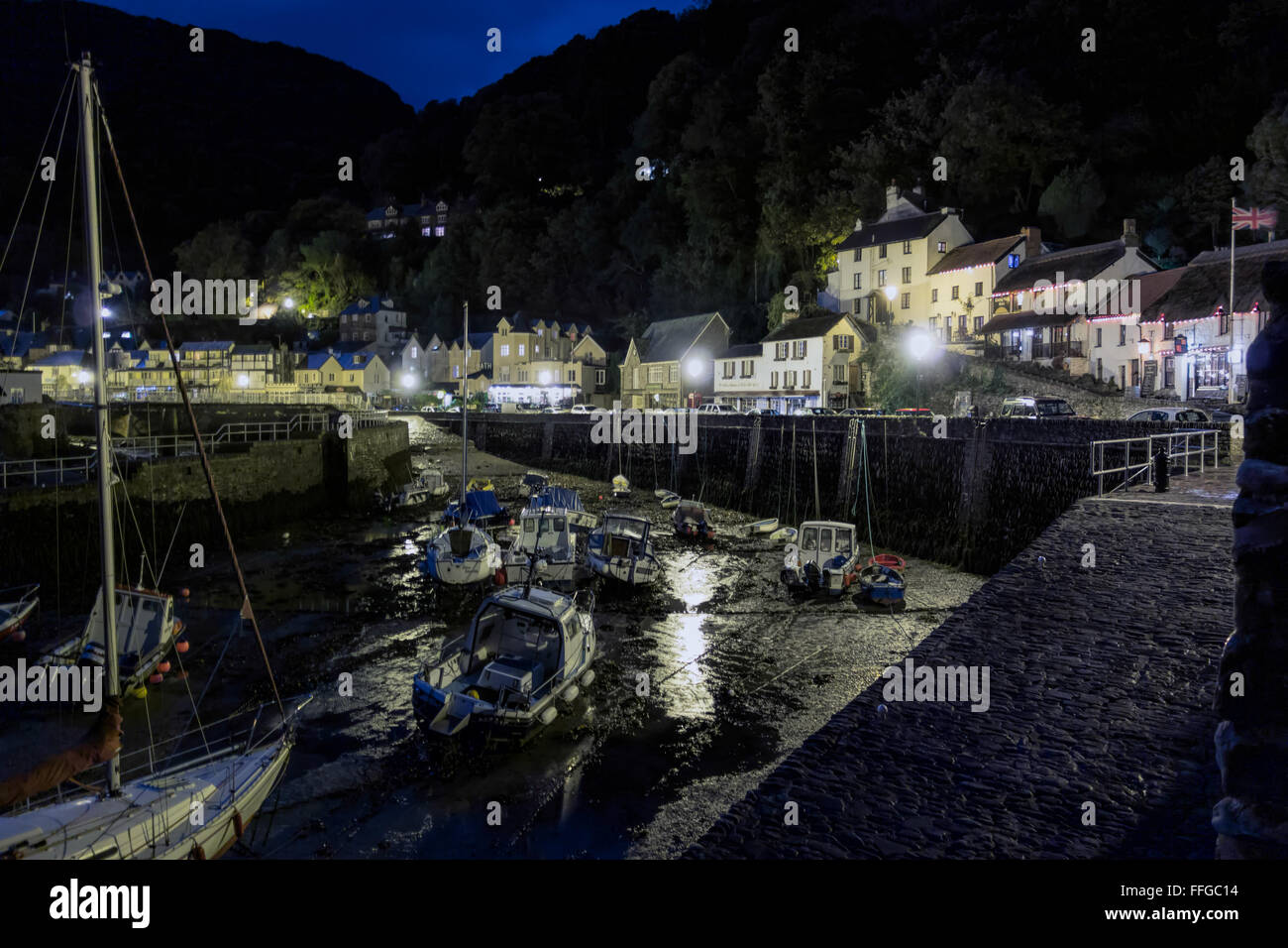 Lynmouth Harbour di notte Foto Stock