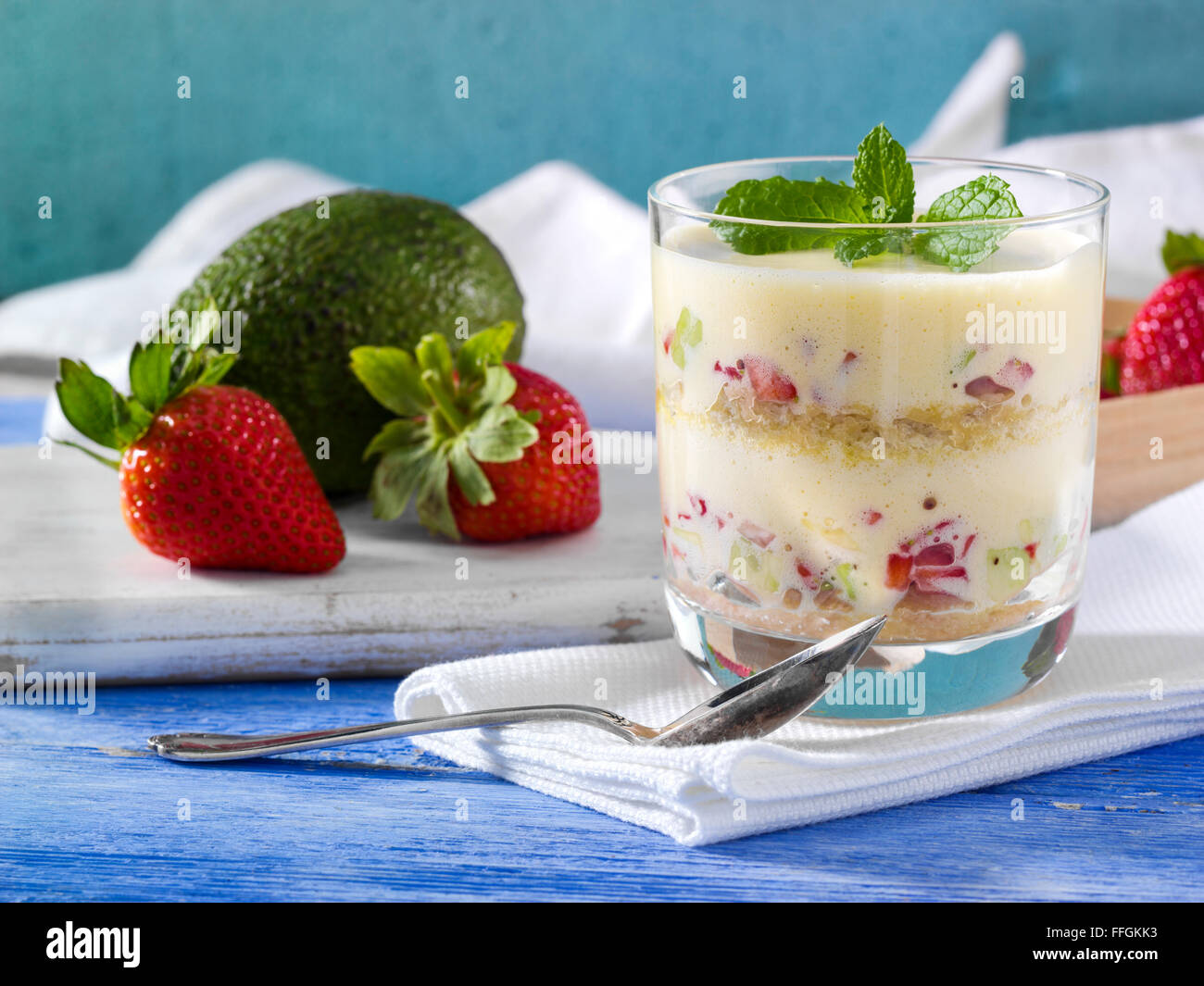 Avocado zuppa di fragole Foto Stock