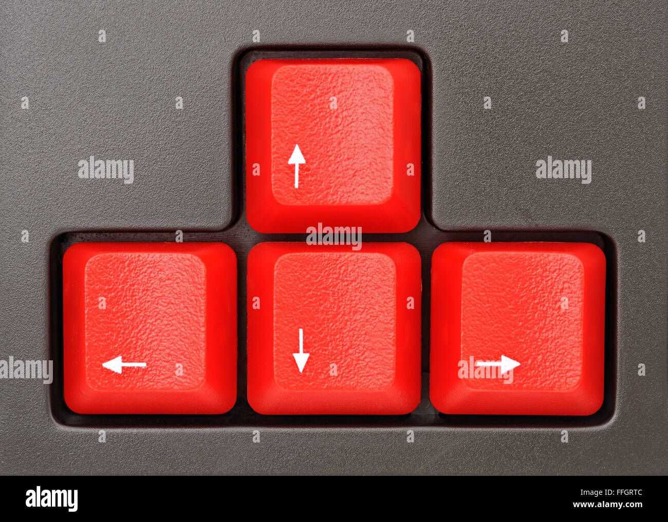 Rosso i tasti freccia sulla tastiera di un computer. Tasti di navigazione Foto Stock