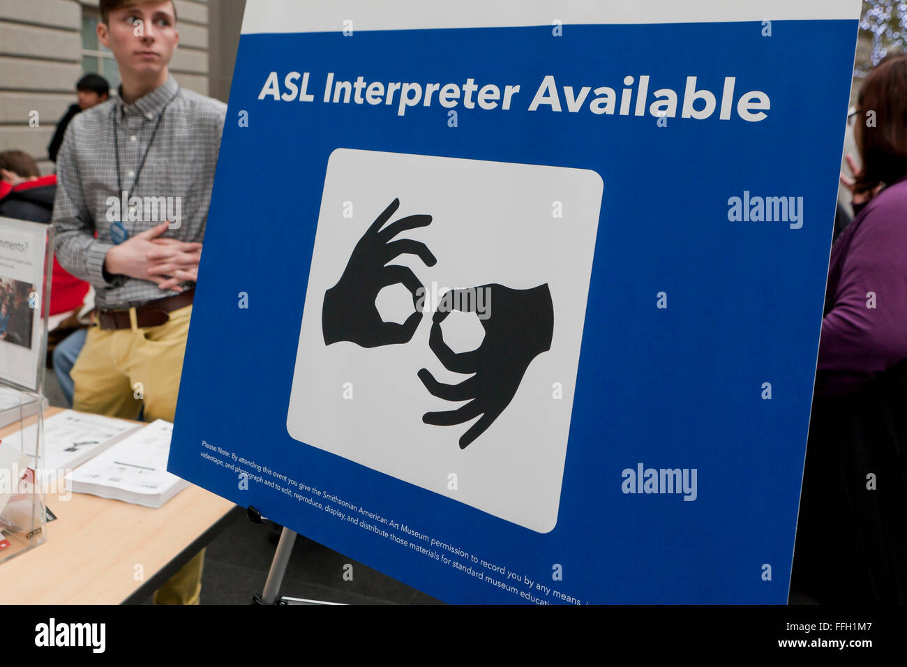 American Sign Language (ASL) segno a evento pubblico - USA Foto Stock
